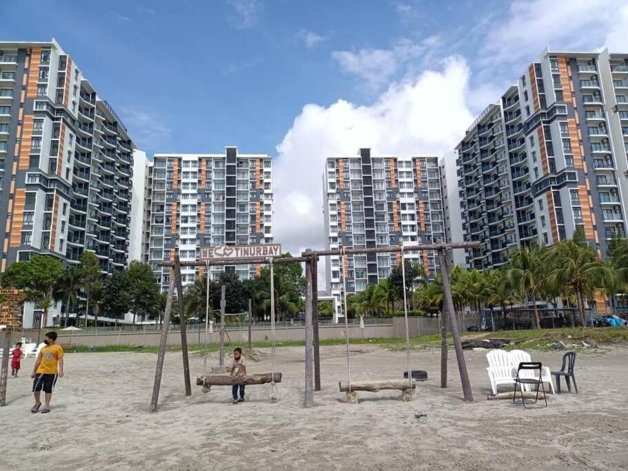 Timurbay Seafront Residence By Ozzy Azizi Kuantan Dış mekan fotoğraf
